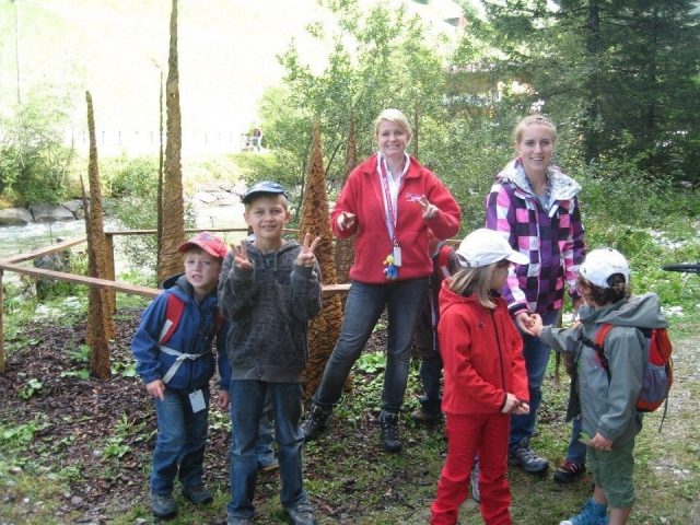 kinderclub wandern erlebnisreich