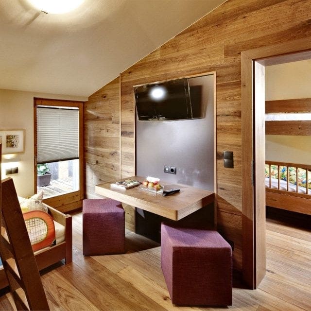 jumbo-loft-suite