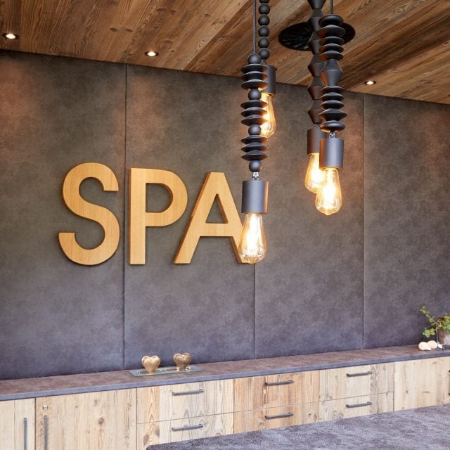 Wellness Rezeption