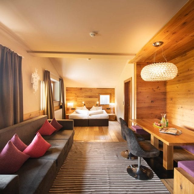 jumbo-loft-suite