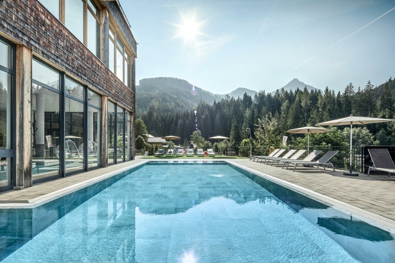 hotel,wasserrutsche,schwimmbad,tirol
