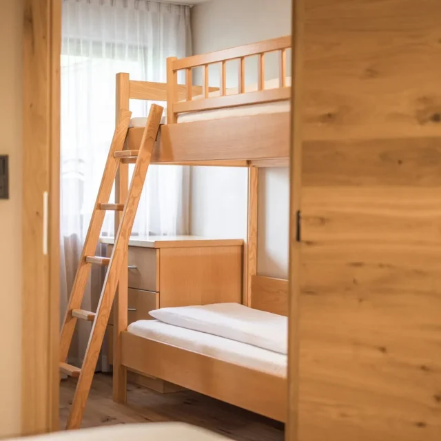 almhof kinderzimmer m seesuite kuschel,