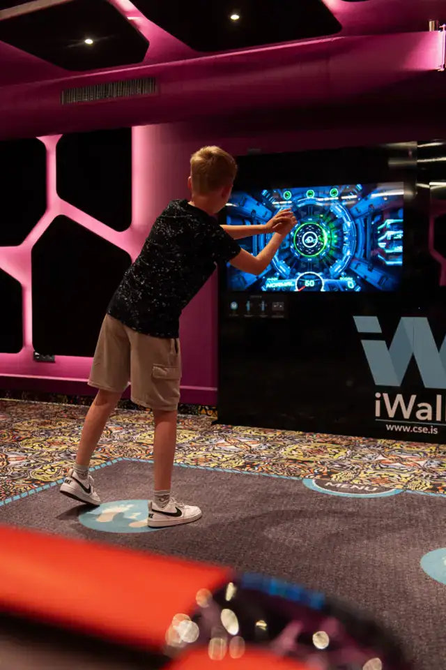 family entertainment center 5477