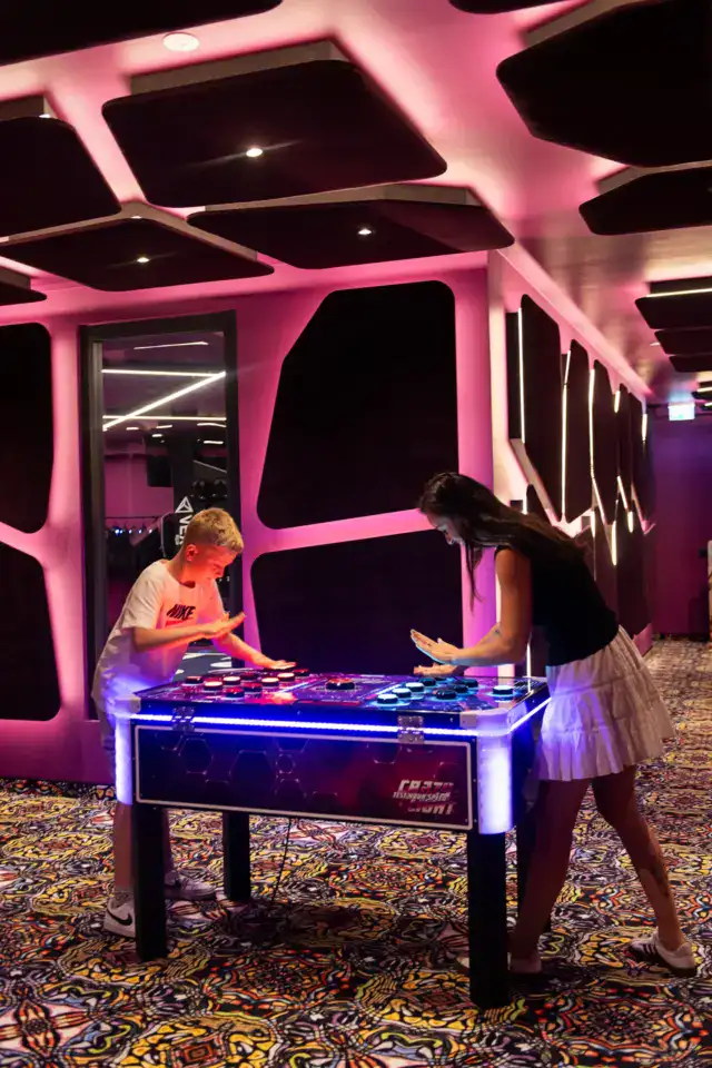 family entertainment center 6386