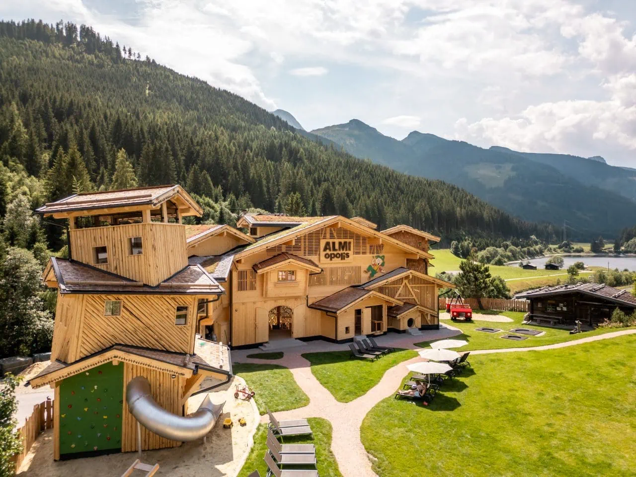 almi opolis vogelperspektive mit seeblick