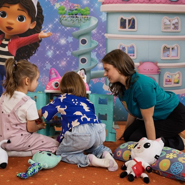 (c) janine brugger acc x kinderhotels europa gabbys dollhouse3